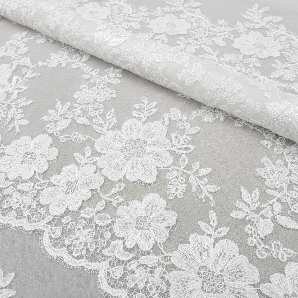 Encaje Floral Bordado